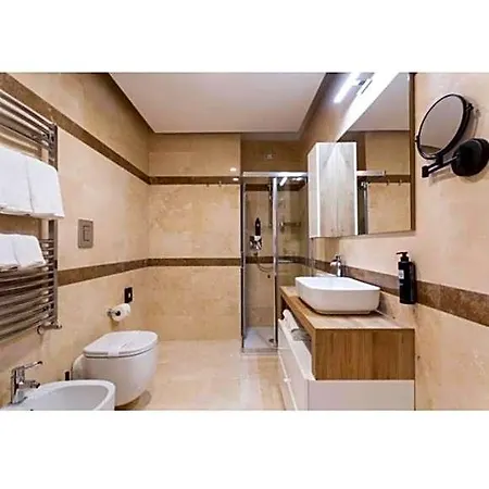 Casa Ilaria 4*