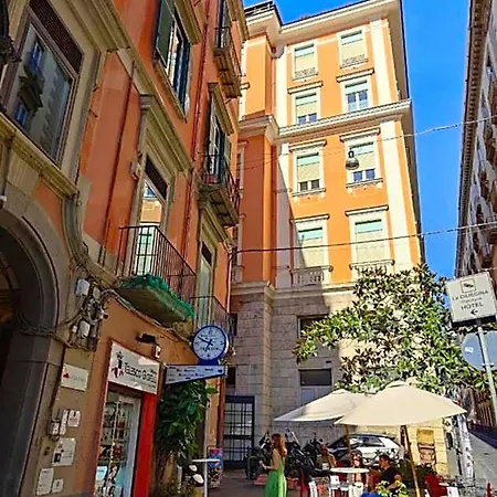 Casa Ilaria 아파트호텔 나폴리